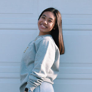 Meet your Posher, Julia